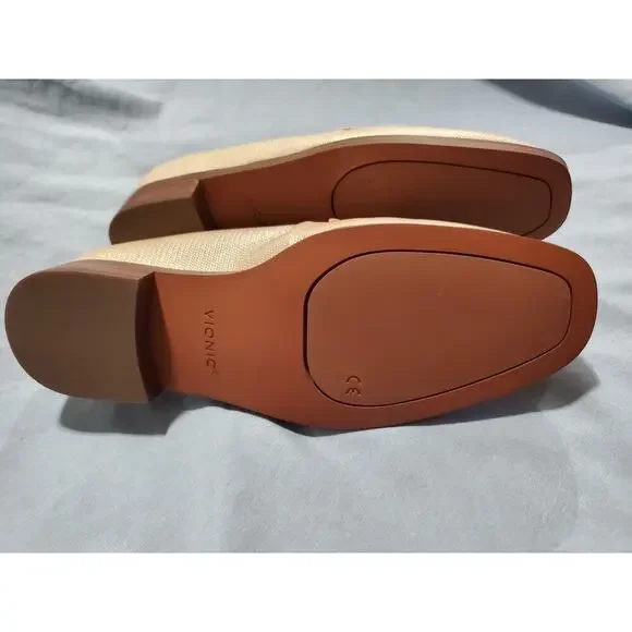 Vionic Women's Gold Loafers - Size 6.5 BD-118-2002 - New Never Worn - Picture 5 of 6